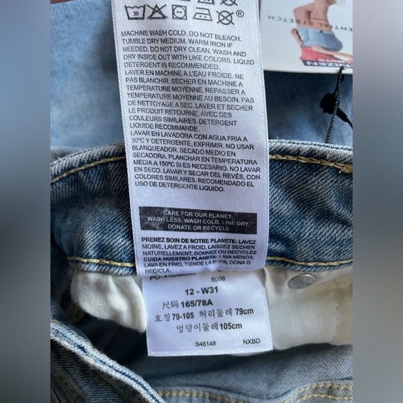 🆕 Denizen by Levi’s Women’s Mid Length Denim Jeans Shorts 31W 12 Large - Picture 13 of 16